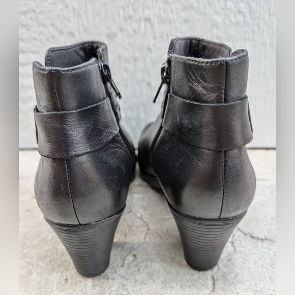 Clarks Bendables Dream Belle Leather Ankle Booties Black 37595 Women's Size 8.5 - Picture 4 of 8
